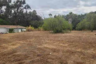 1619 Foothll Dr, Vista, CA 92084 - Photo 7