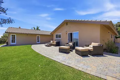 7738 Madrilena Way, Carlsbad, CA 92009 - Photo 37
