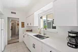 7063 Estrella De Mar Rd, Carlsbad, CA 92009 - Photo 17
