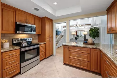 2020 Caminito Circulo Sur, La Jolla, CA 92037 - Photo 9