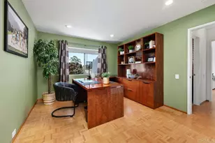 2020 Caminito Circulo Sur, La Jolla, CA 92037 - Photo 13