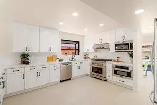 5736 Soledad Mountain Rd, La Jolla, CA 92037 - Photo 3