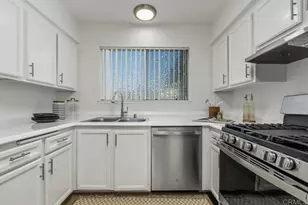 3027 Camarillo Ave, Oceanside, CA 92056 - Photo 9