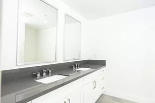 1101 S Harvard Blvd, Los Angeles, CA 90006 - Photo 9