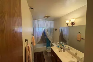 915 Moody Dr, Escondido, CA 92027 - Photo 11