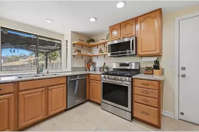 1851 Normandy Glen, Escondido, CA 92027 - Photo 15