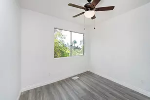 1228 Tower Dr, Vista, CA 92083 - Photo 17