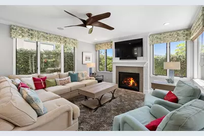2340 Rue Des Chateaux, Carlsbad, CA 92008 - Photo 5