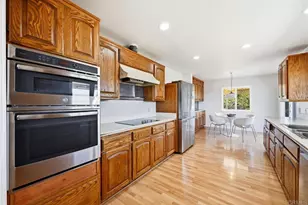 2802 Sunkist Dr, Vista, CA 92084 - Photo 11
