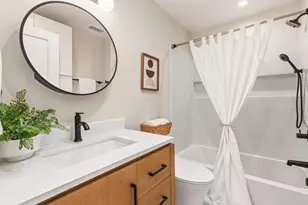 2348 Grandview St, San Diego, CA 92110 - Photo 33