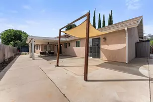 1091 Nightingale Pl, Escondido, CA 92027 - Photo 35