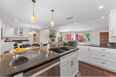 1091 Nightingale Place, Escondido, CA 92027 - Photo 15