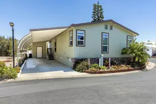 525 W El Norte Parkway, Escondido, CA 92026 - Photo 3
