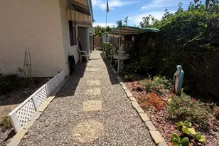 1154 Monte Vista Dr, Vista, CA 92084 - Photo 5