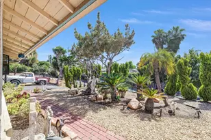 1154 Monte Vista Dr, Vista, CA 92084 - Photo 3