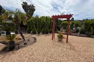 1154 Monte Vista Dr, Vista, CA 92084 - Photo 3