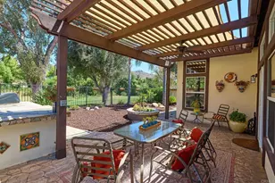 2436 Fallbrook Pl, Escondido, CA 92027 - Photo 31