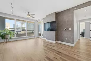 325 7th Ave, San Diego, CA 92101 - Photo 3