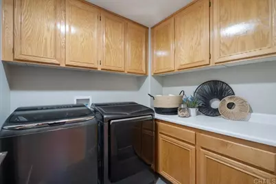 261 Chinquapin Avenue, Carlsbad, CA 92008 - Photo 37