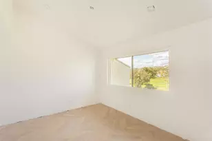 5210 Navarra Dr, Carlsbad, CA 92009 - Photo 11