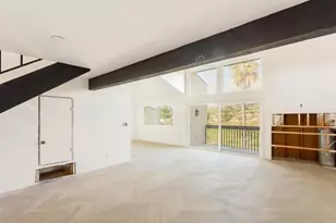 5210 Navarra Dr, Carlsbad, CA 92009 - Photo 9