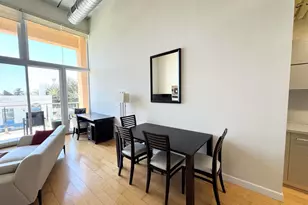 550 Seagaze Dr, Oceanside, CA 92054 - Photo 9