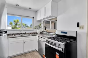 4560 Derrick Dr, San Diego, CA 92117 - Photo 9