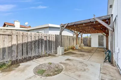 819 Iris Avenue, Imperial Beach, CA 91932 - Photo 37