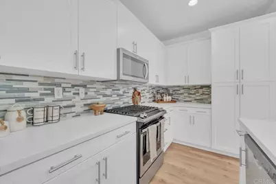 1267 Via Candelas, Oceanside, CA 92056 - Photo 7