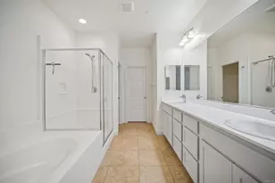 2487 Ascending Oaks Ln, Simi Valley, CA 93063 - Photo 5