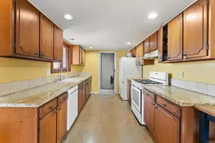 5120 El Arbol Dr, Carlsbad, CA 92008 - Photo 11