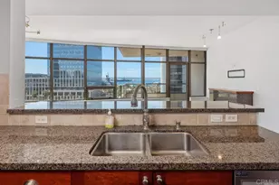 700 W E St, San Diego, CA 92101 - Photo 13