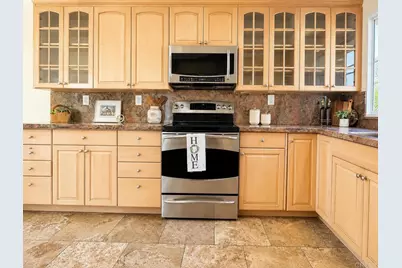 29118 Laurel Valley Dr, Vista, CA 92084 - Photo 9