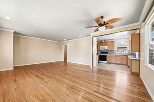 8121 Adoree, Downey, CA 90242 - Photo 7