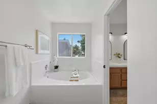217 Camille Way, Vista, CA 92083 - Photo 35