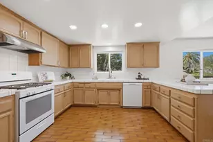 217 Camille Way, Vista, CA 92083 - Photo 13