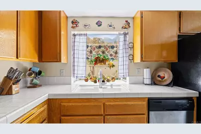 36147 Vence Drive, Murrieta, CA 92562 - Photo 9