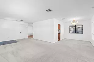 525 W El Norte Parkway, Escondido, CA 92026 - Photo 3