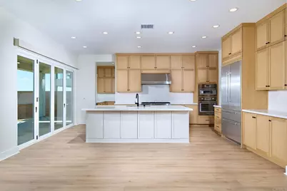 2045 Verne View, Carlsbad, CA 92008 - Photo 5