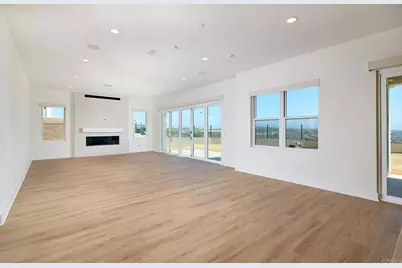2045 Verne View, Carlsbad, CA 92008 - Photo 11