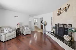 10629 Meadow Glen Way E, Escondido, CA 92026 - Photo 17