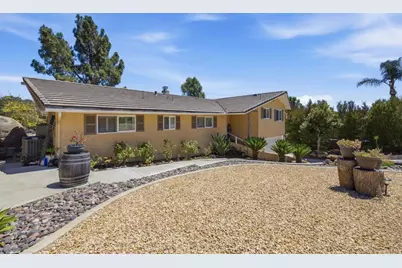 10629 Meadow Glen Way E, Escondido, CA 92026 - Photo 19