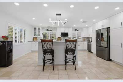 10629 Meadow Glen Way E, Escondido, CA 92026 - Photo 9