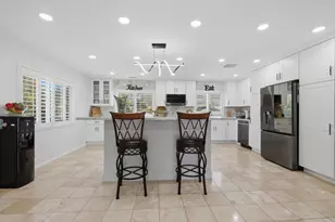10629 Meadow Glen Way E, Escondido, CA 92026 - Photo 9