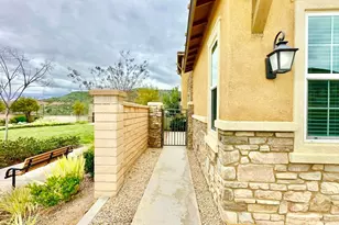 35646 Asturian Wy, Fallbrook, CA 92028 - Photo 23