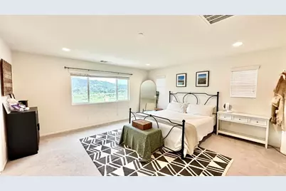 35646 Asturian Way, Fallbrook, CA 92028 - Photo 9