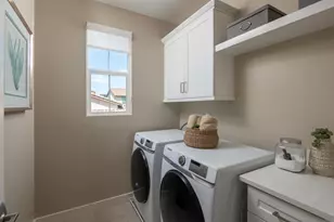 1860 Artemisia Ct, Carlsbad, CA 92011 - Photo 13