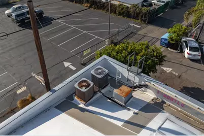 525 S Coast Hwy 101, Oceanside, CA 92054 - Photo 17