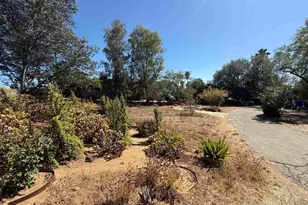 231 S Stage Coach Ln, Fallbrook, CA 92028 - Photo 5
