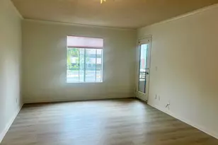8889 Caminito Plaza Centro, San Diego, CA 92122 - Photo 5